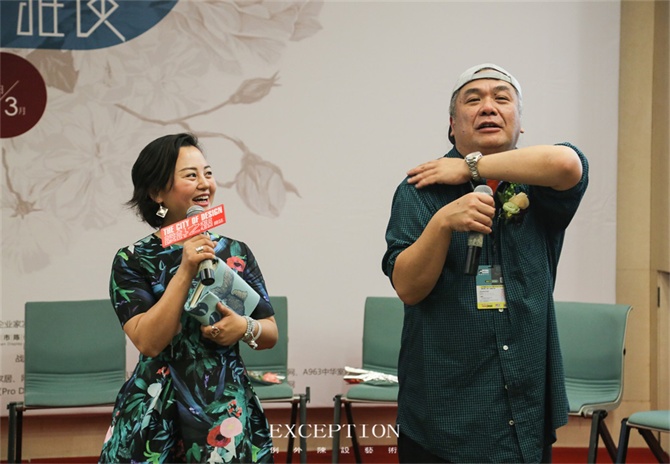 “十雅”魅力綻放，你們注意到女神手上的藍色錦魚了嗎？-別墅設(shè)計,軟裝設(shè)計,室內(nèi)設(shè)計,豪宅設(shè)計,深圳例外軟裝設(shè)計公司